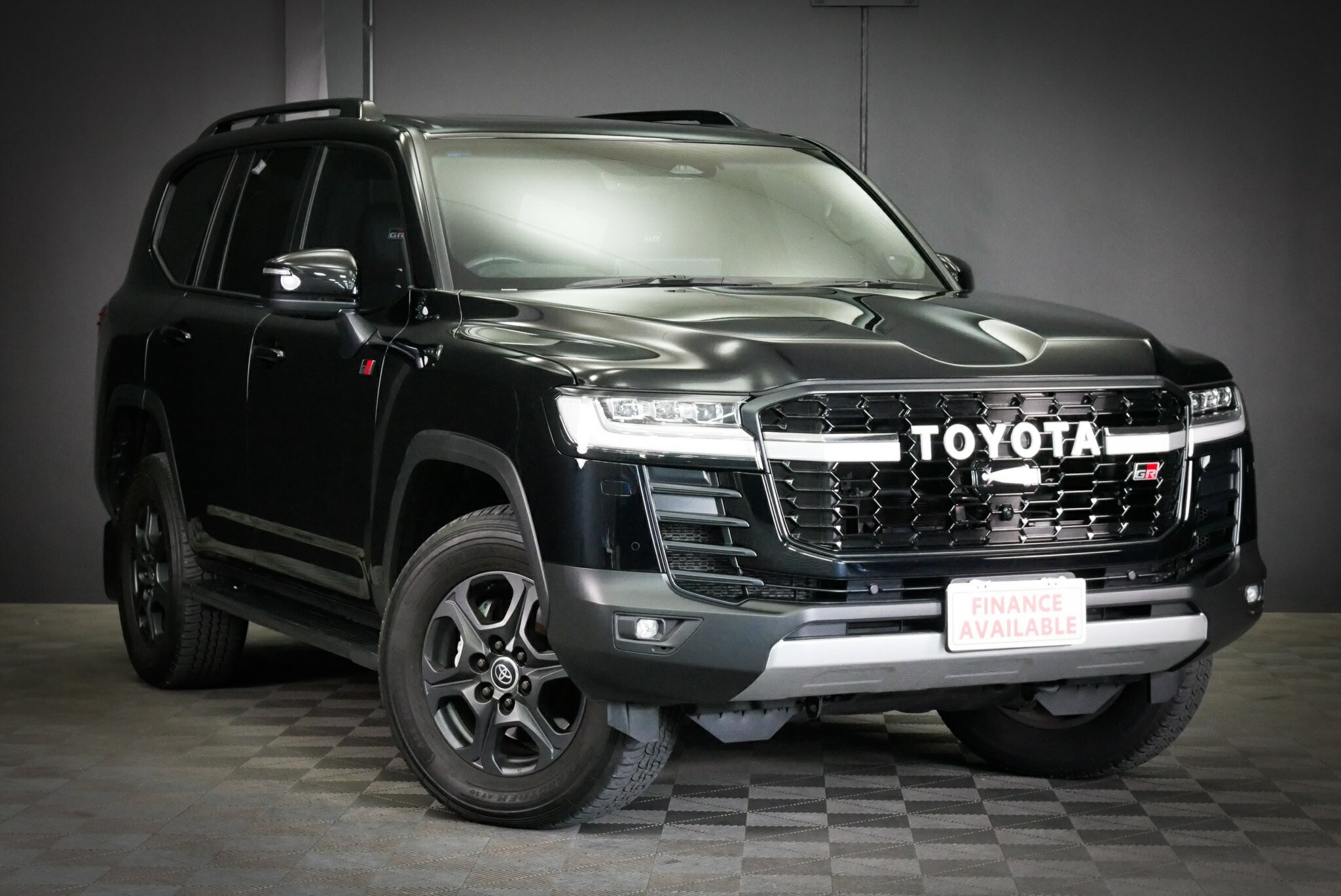 Toyota Landcruiser image 1