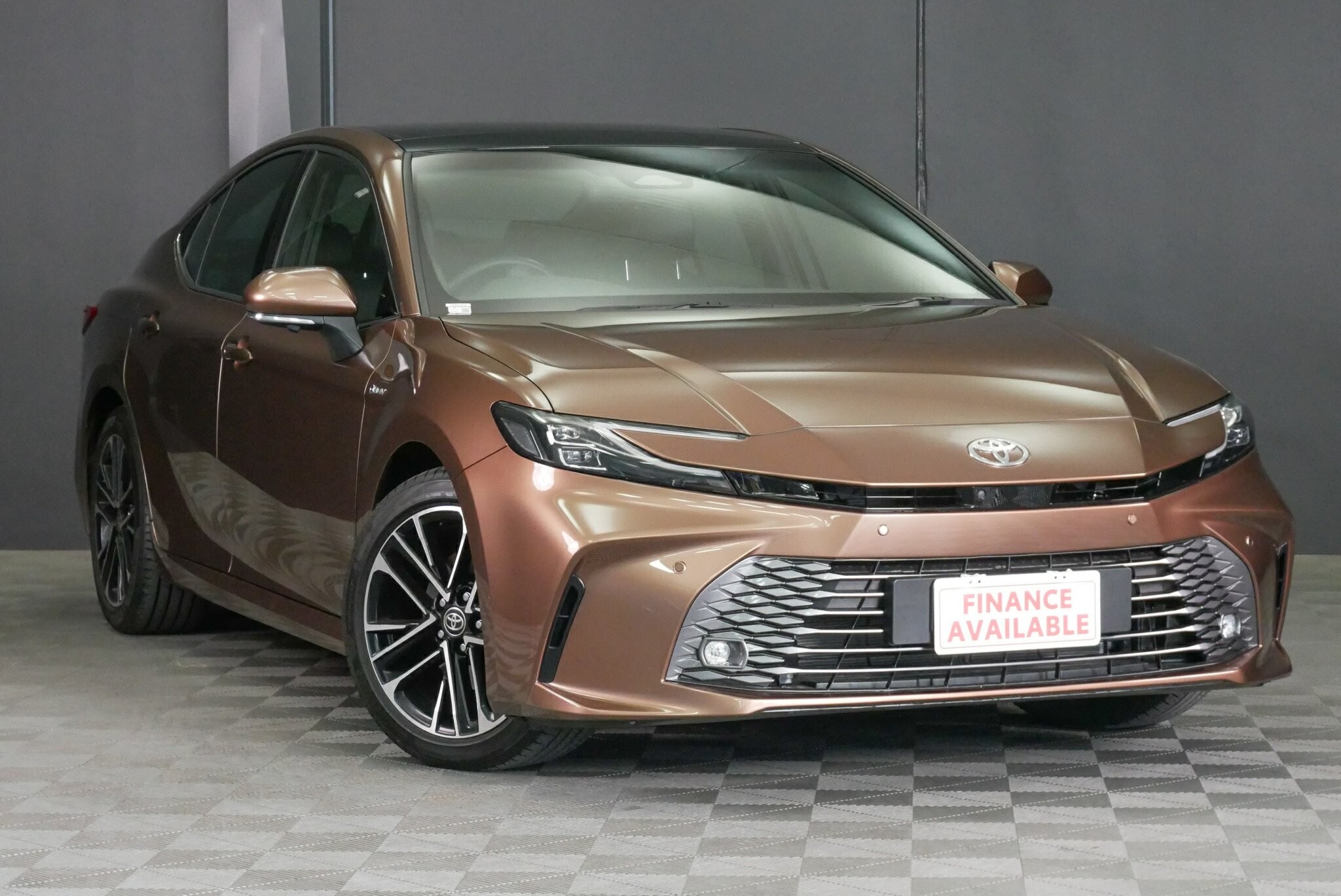 Toyota Camry image 1