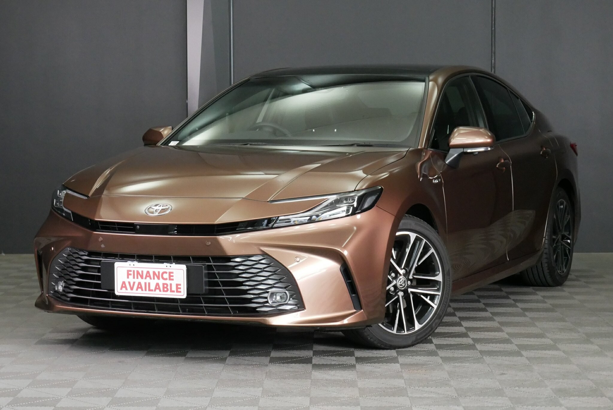 Toyota Camry image 3
