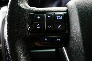 https://vehicle-cdn.autoleague.cloud/30640_9351057_13.jpg