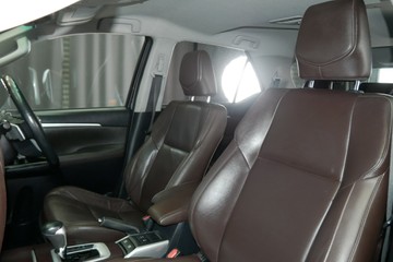https://vehicle-cdn.autoleague.cloud/30640_9351057_18.jpg