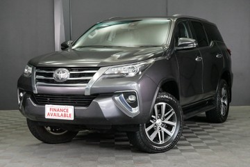 https://vehicle-cdn.autoleague.cloud/30640_9351057_3.jpg