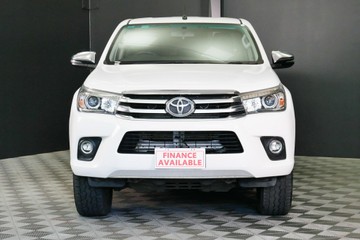 https://vehicle-cdn.autoleague.cloud/30640_U100433_2.jpg