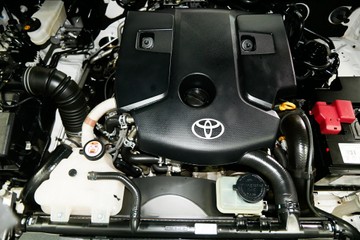 https://vehicle-cdn.autoleague.cloud/30640_U100433_23.jpg