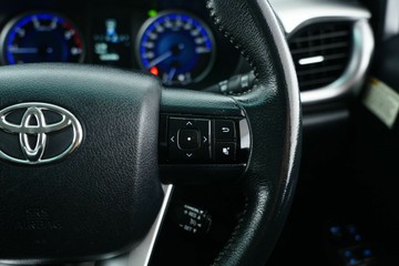https://vehicle-cdn.autoleague.cloud/30640_U100798_18.jpg