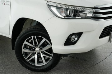 https://vehicle-cdn.autoleague.cloud/30640_U100798_2.jpg