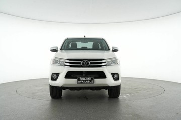 https://vehicle-cdn.autoleague.cloud/30640_U100798_3.jpg