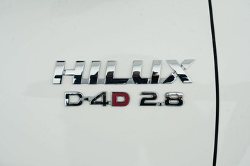 https://vehicle-cdn.autoleague.cloud/30640_U100798_9.jpg