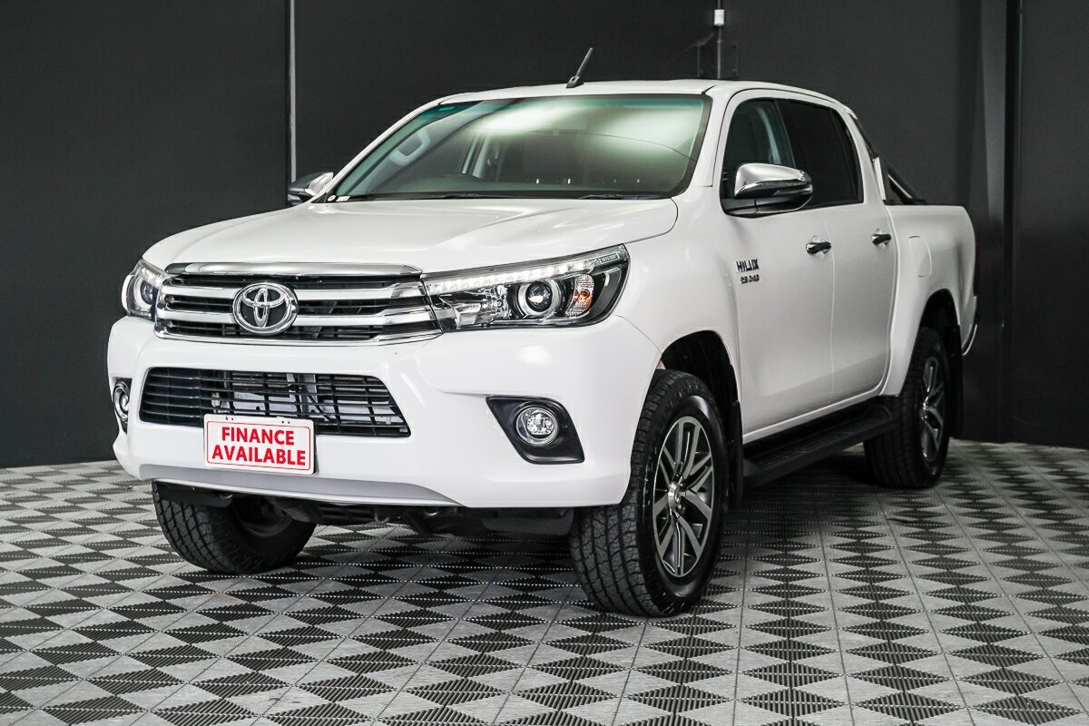 Toyota Hilux image 4