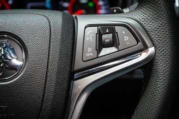 https://vehicle-cdn.autoleague.cloud/30640_U102205_22.jpg