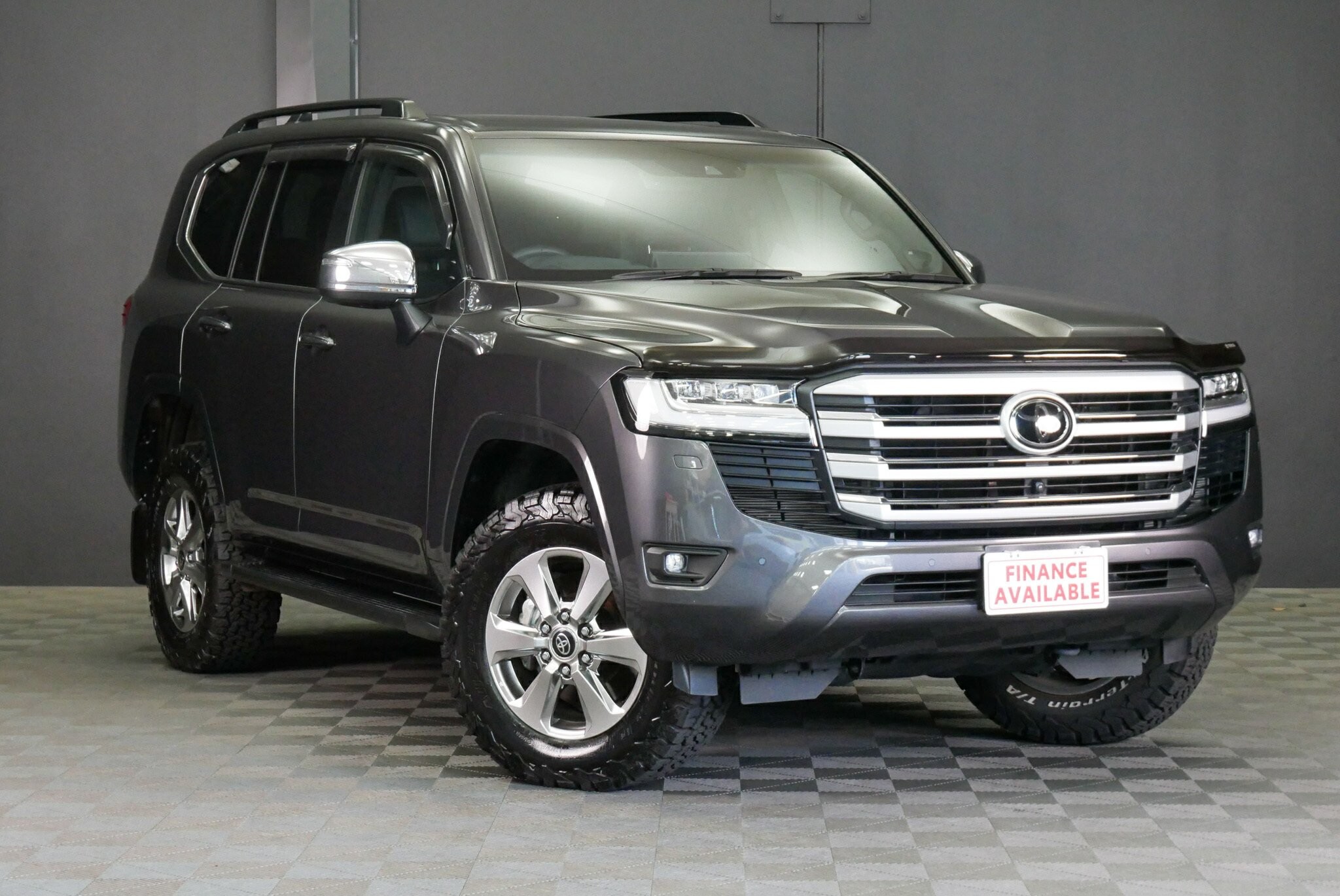Toyota Landcruiser image 1