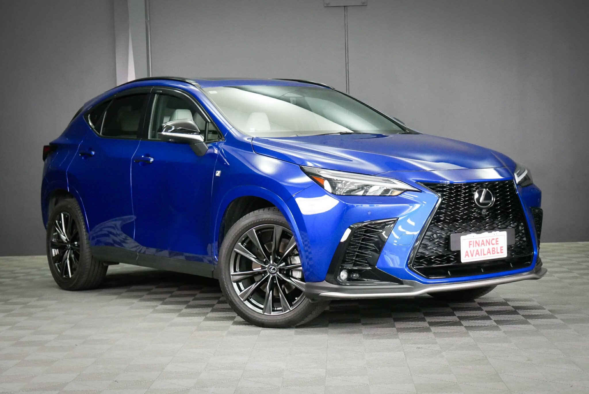 Lexus Nx image 1