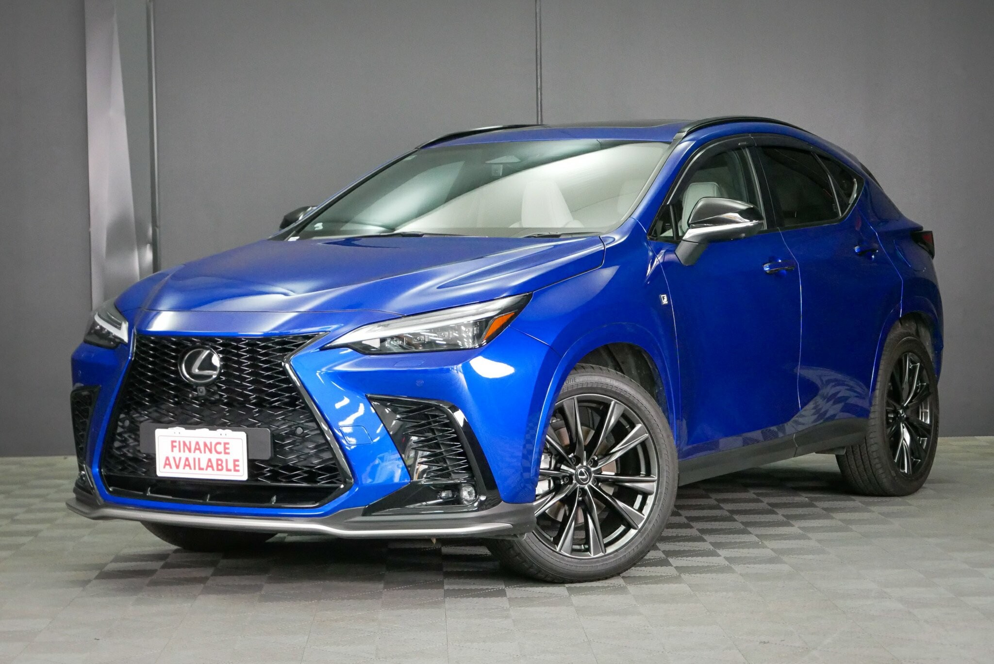 Lexus Nx image 3