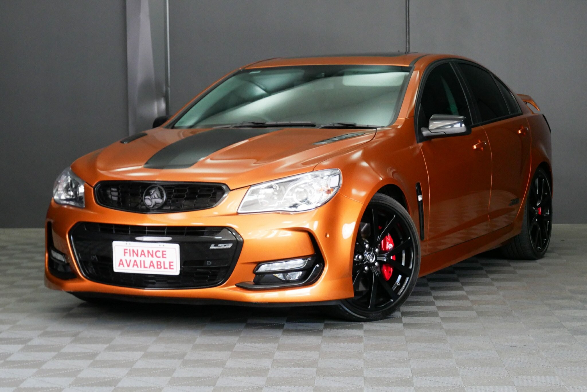 Holden Commodore image 3