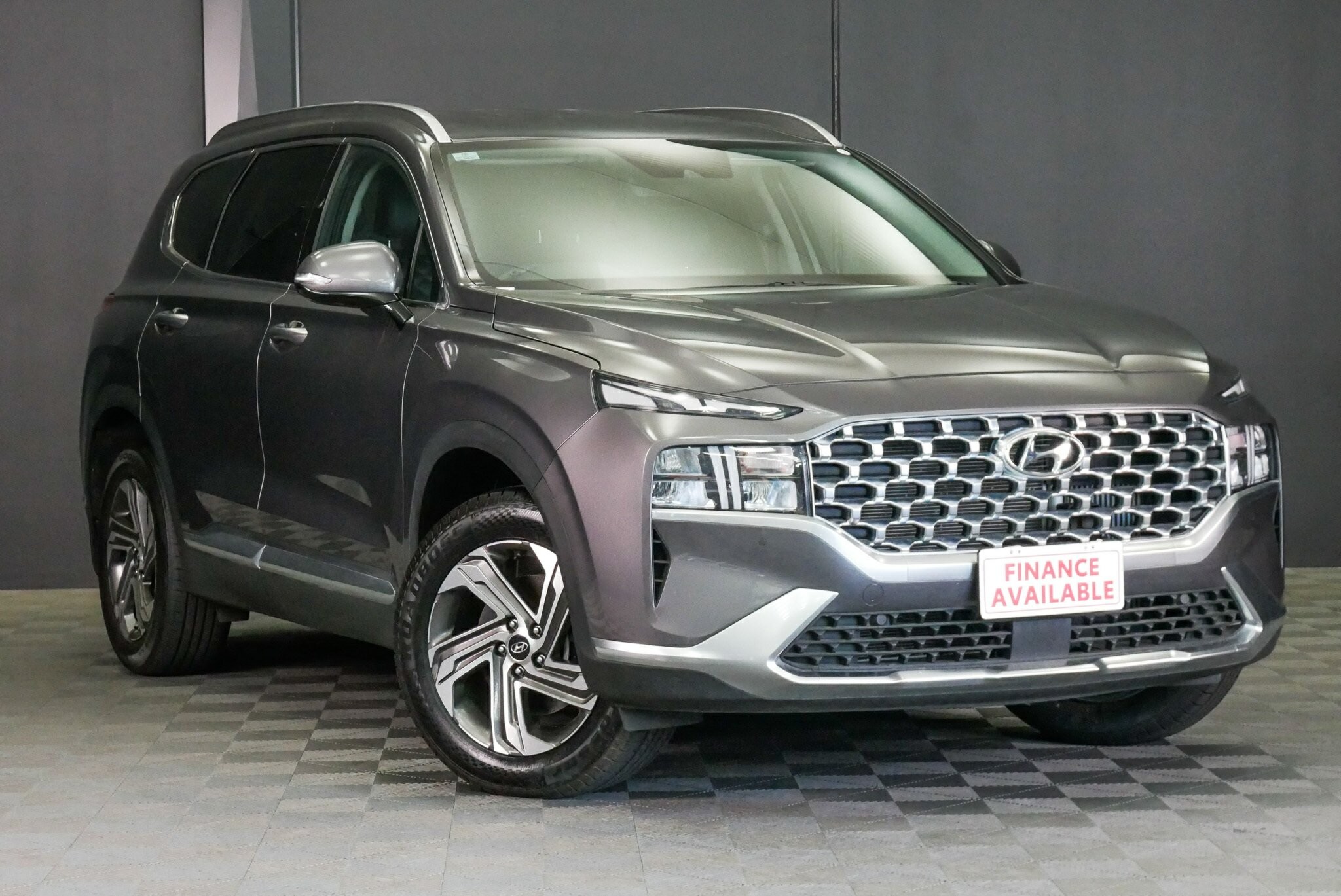 https://vehicle-cdn.autoleague.cloud/30640_U107700_1.jpg