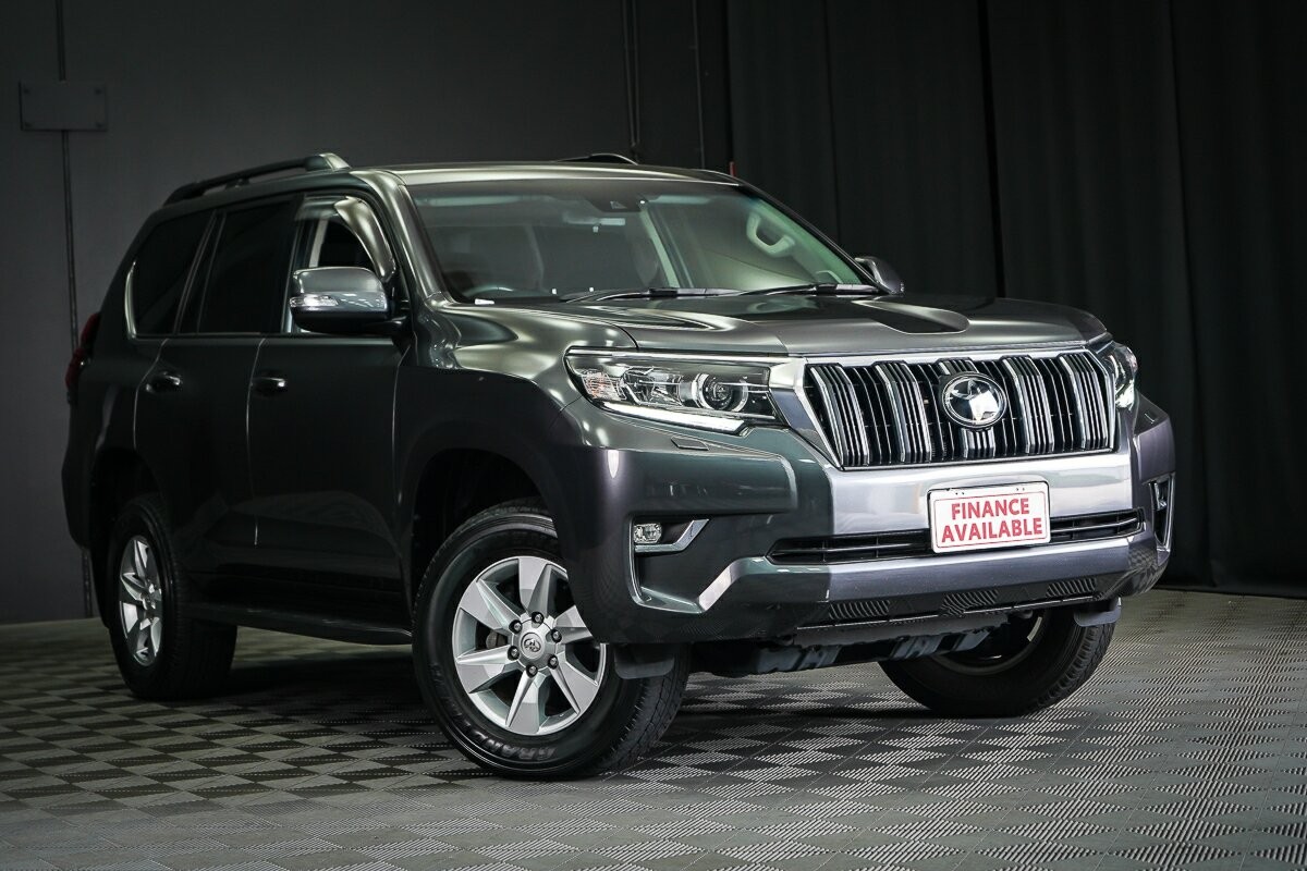 Toyota Landcruiser Prado image 1