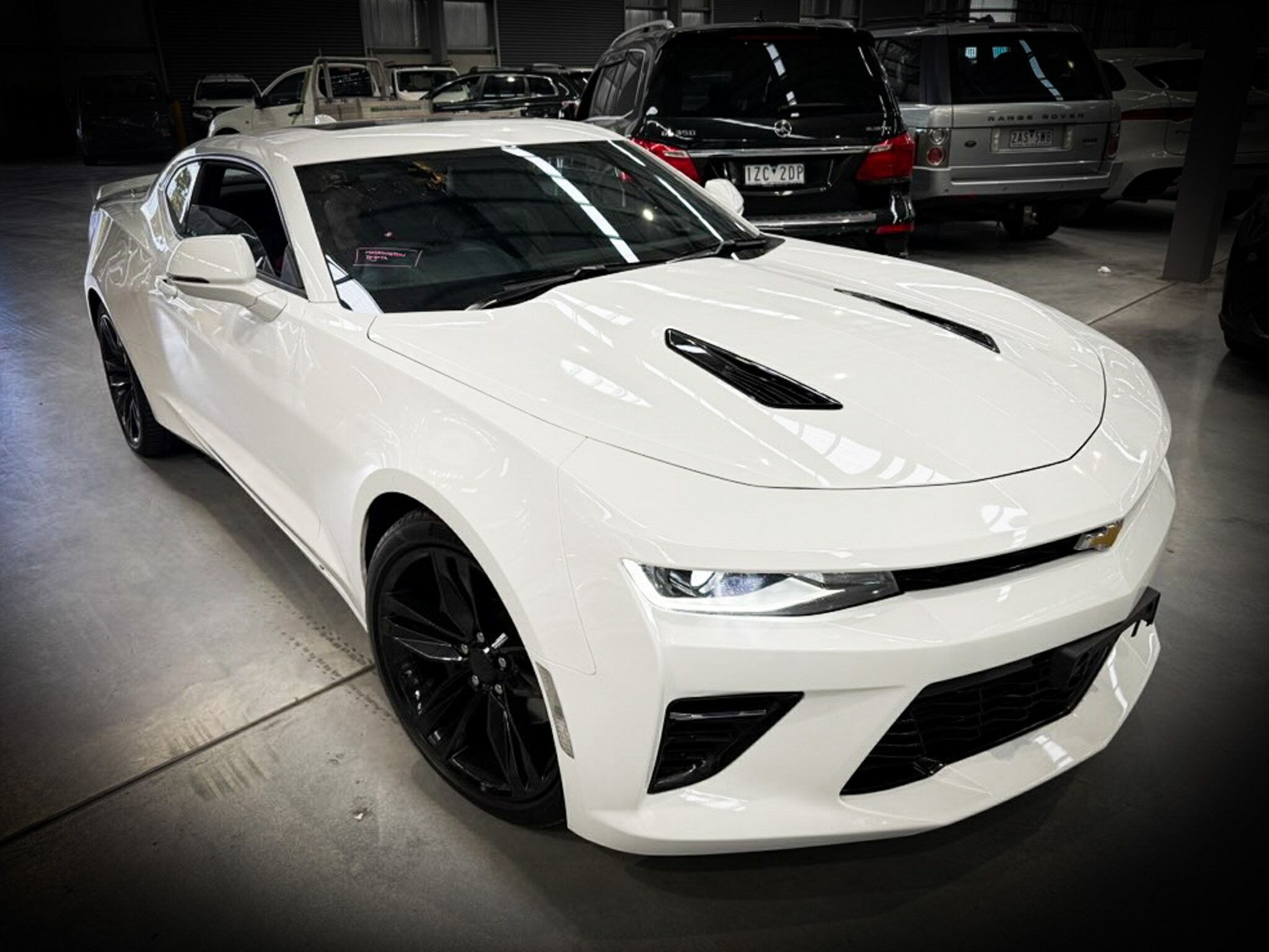 Chevrolet Camaro image 1