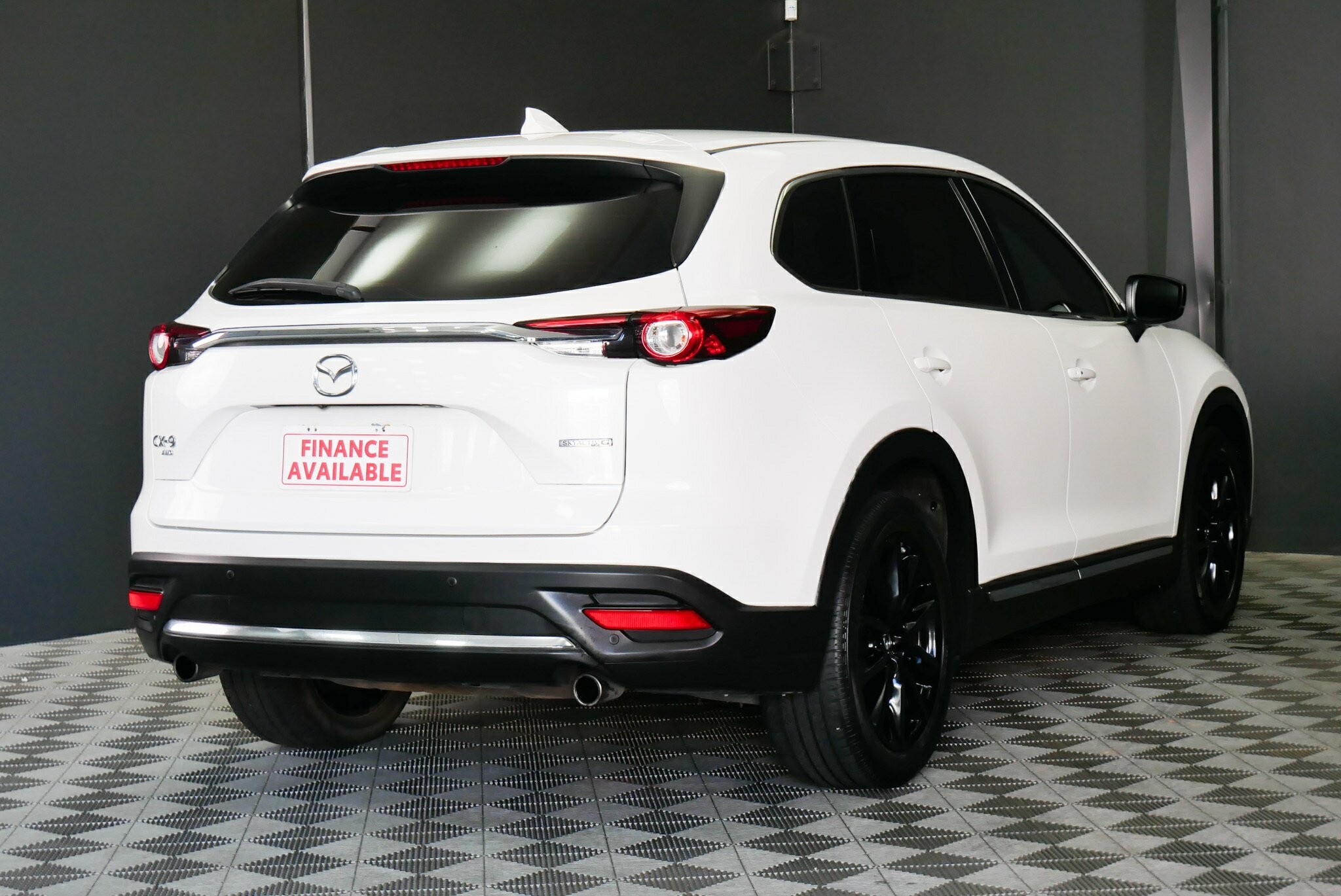 Mazda Cx-9 image 4