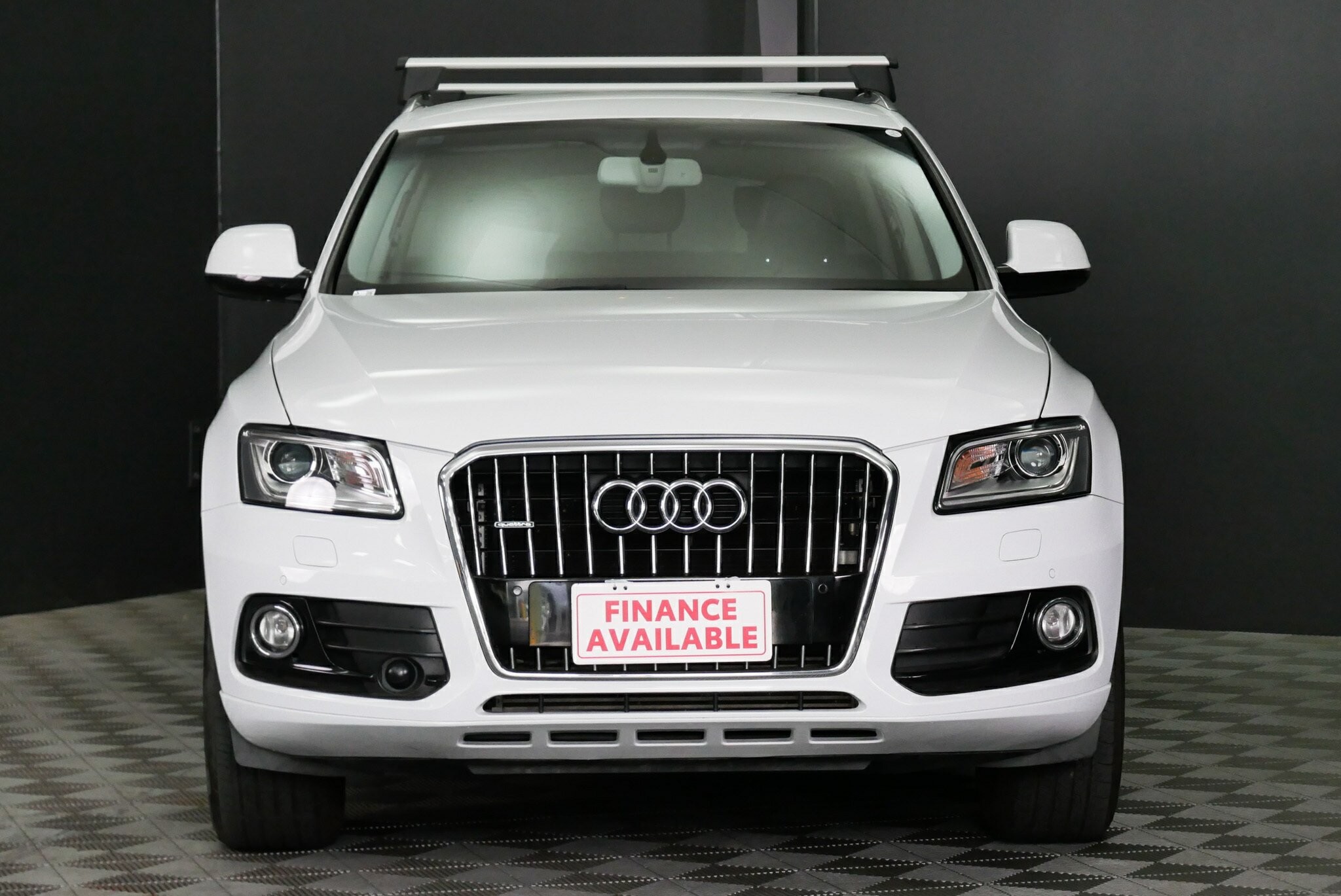 Audi Q5 image 2