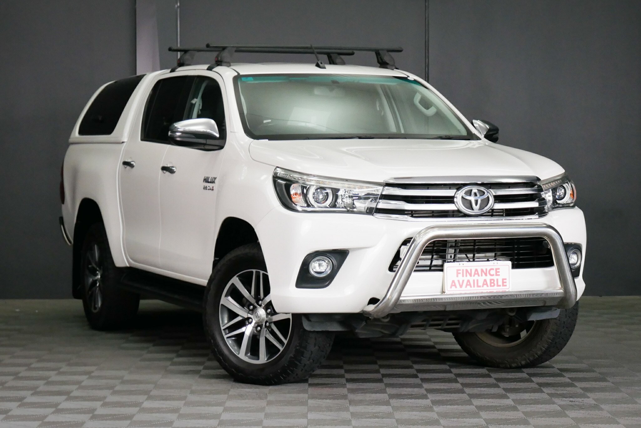 Toyota Hilux image 1