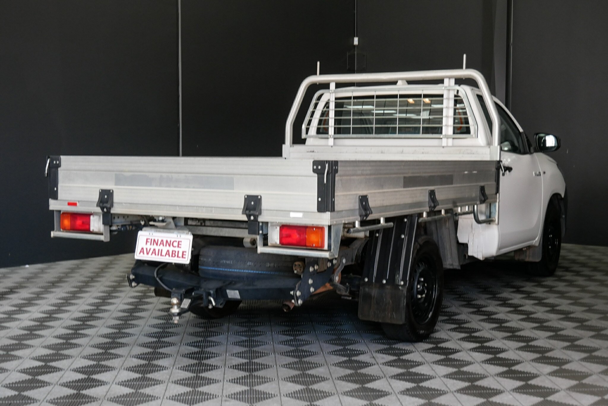 Toyota Hilux image 4