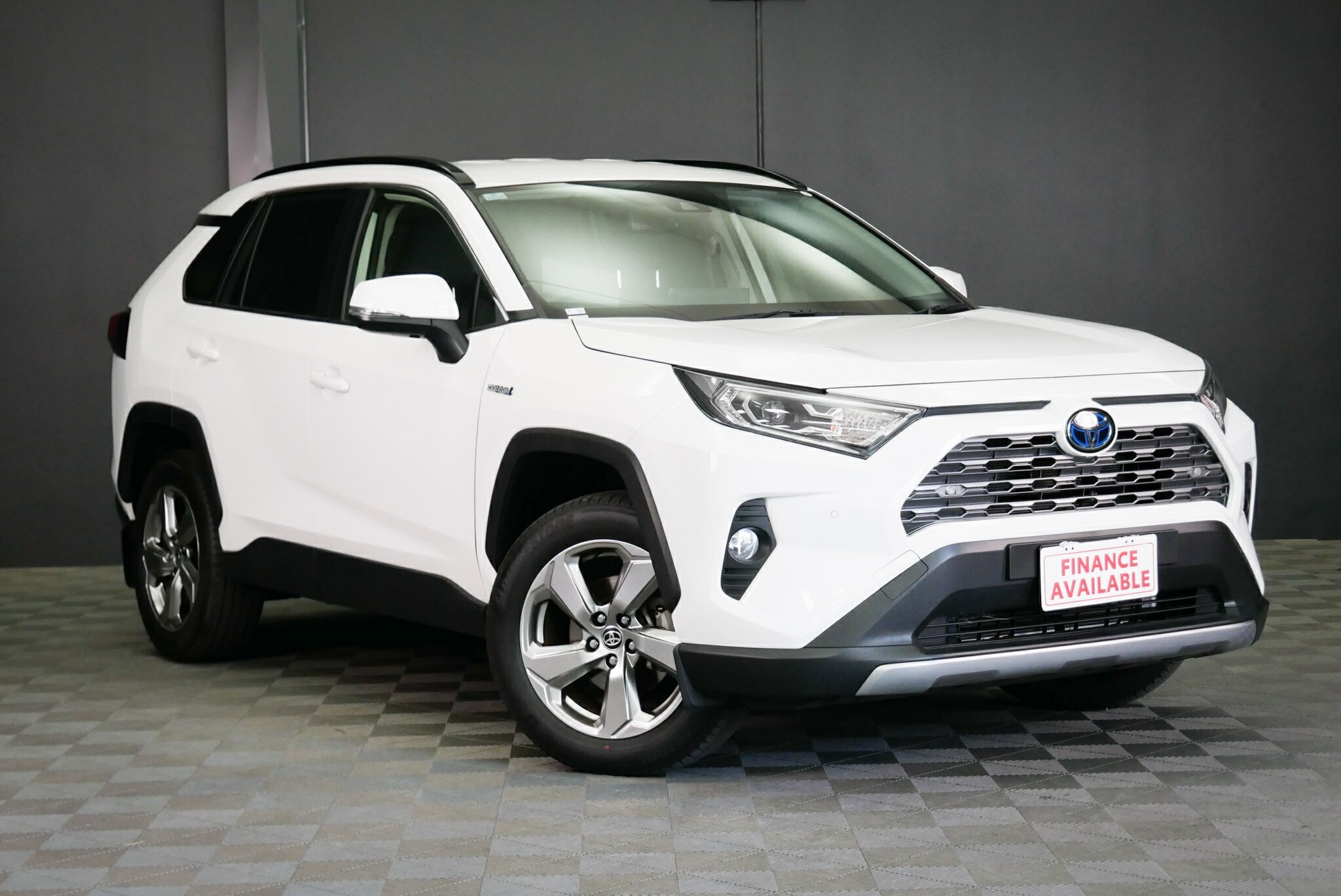 Toyota Rav4 image 1