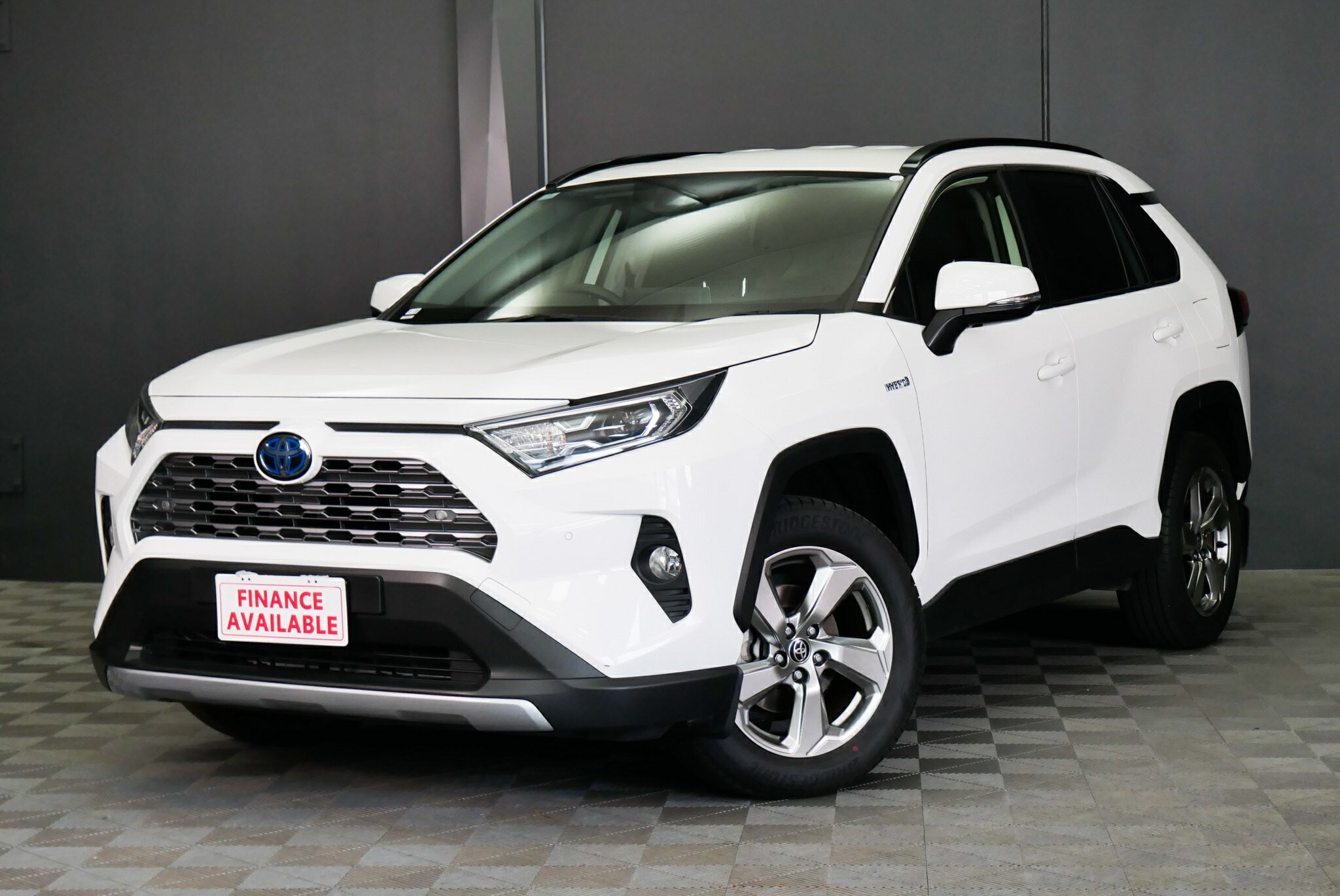 Toyota Rav4 image 3