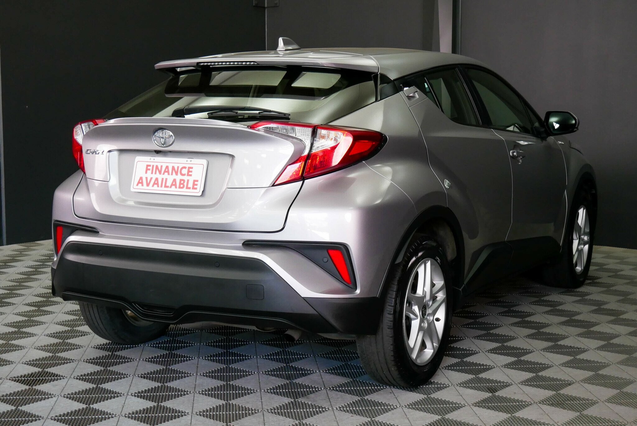 Toyota C-hr image 4