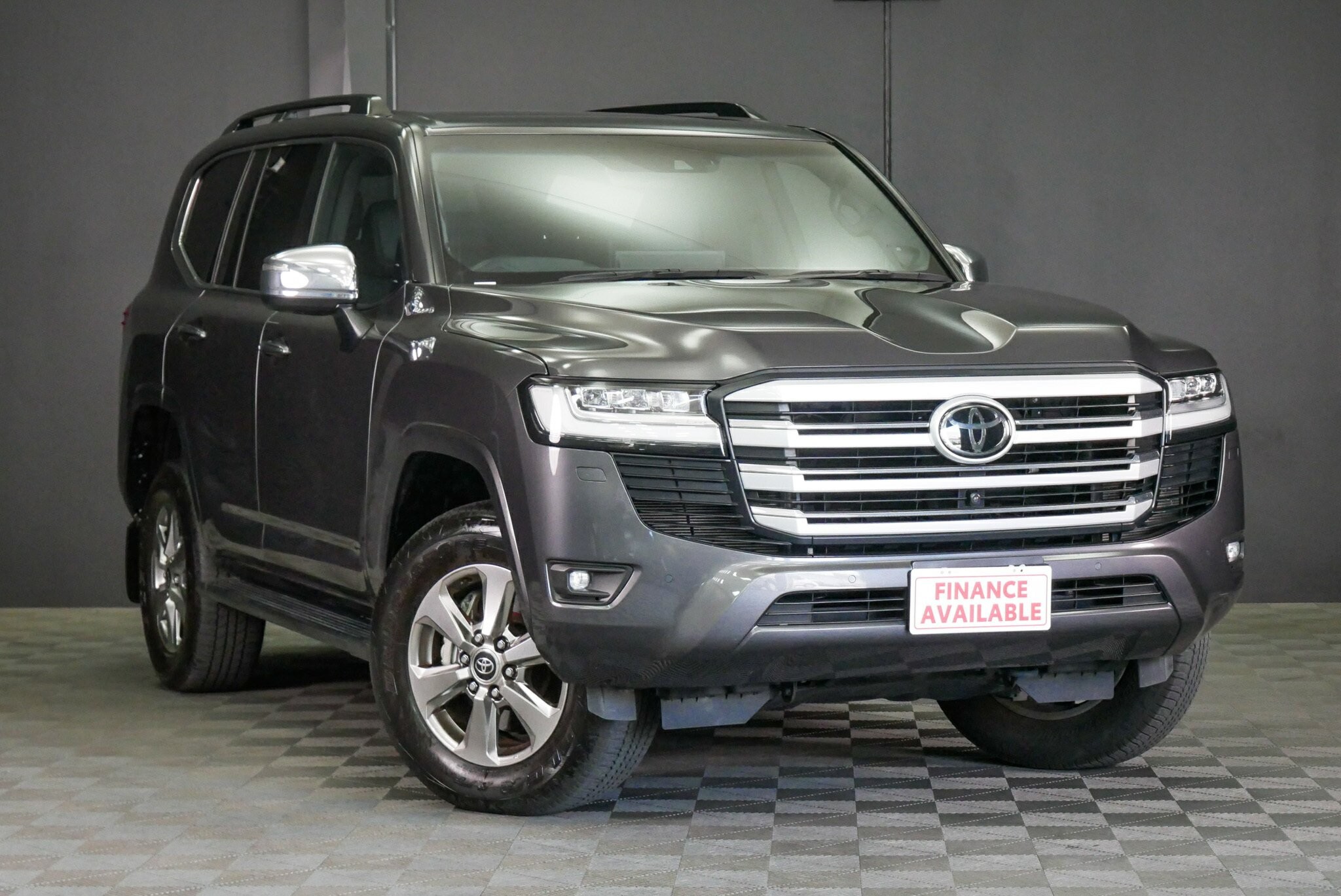 Toyota Landcruiser image 1
