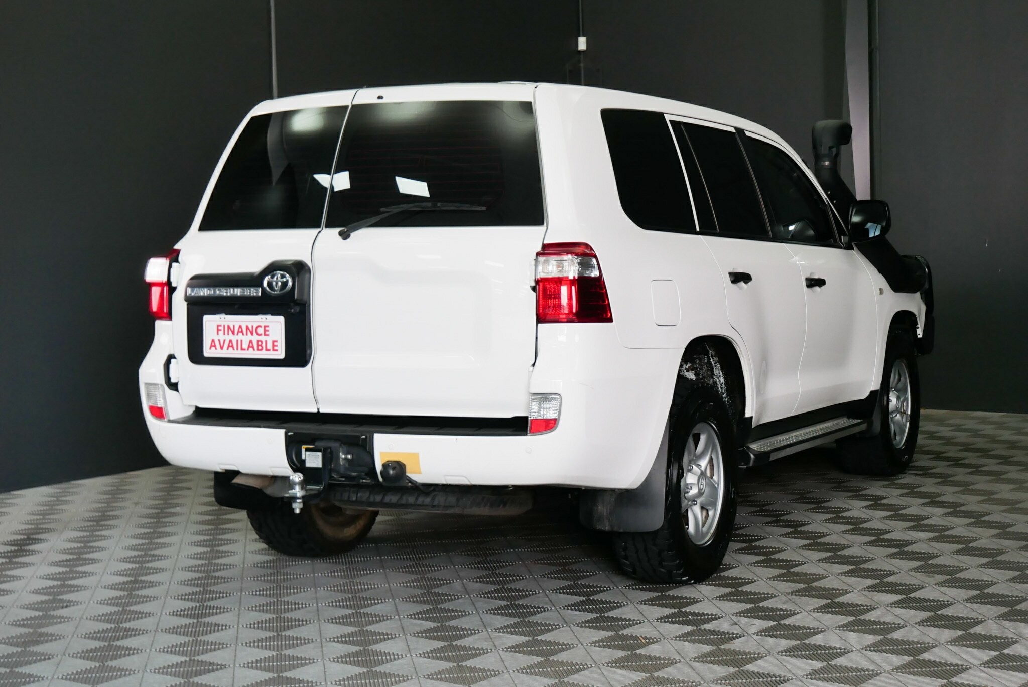 Toyota Landcruiser image 4