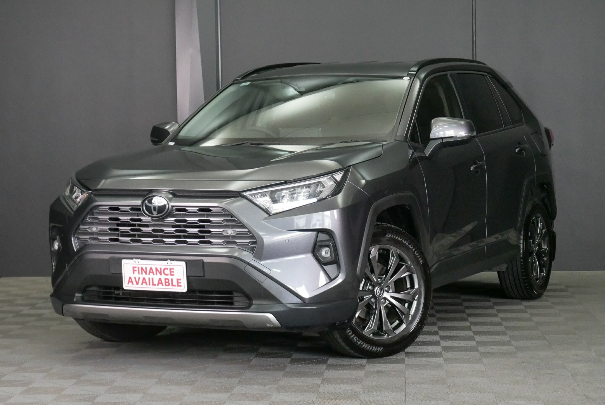 Toyota Rav4 image 3