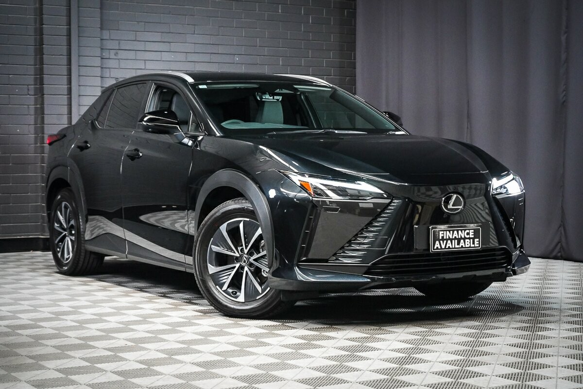 Lexus Rz image 1