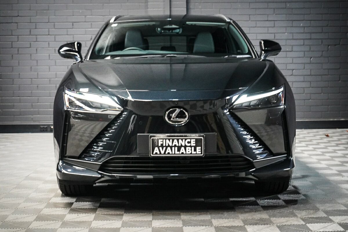 Lexus Rz image 3
