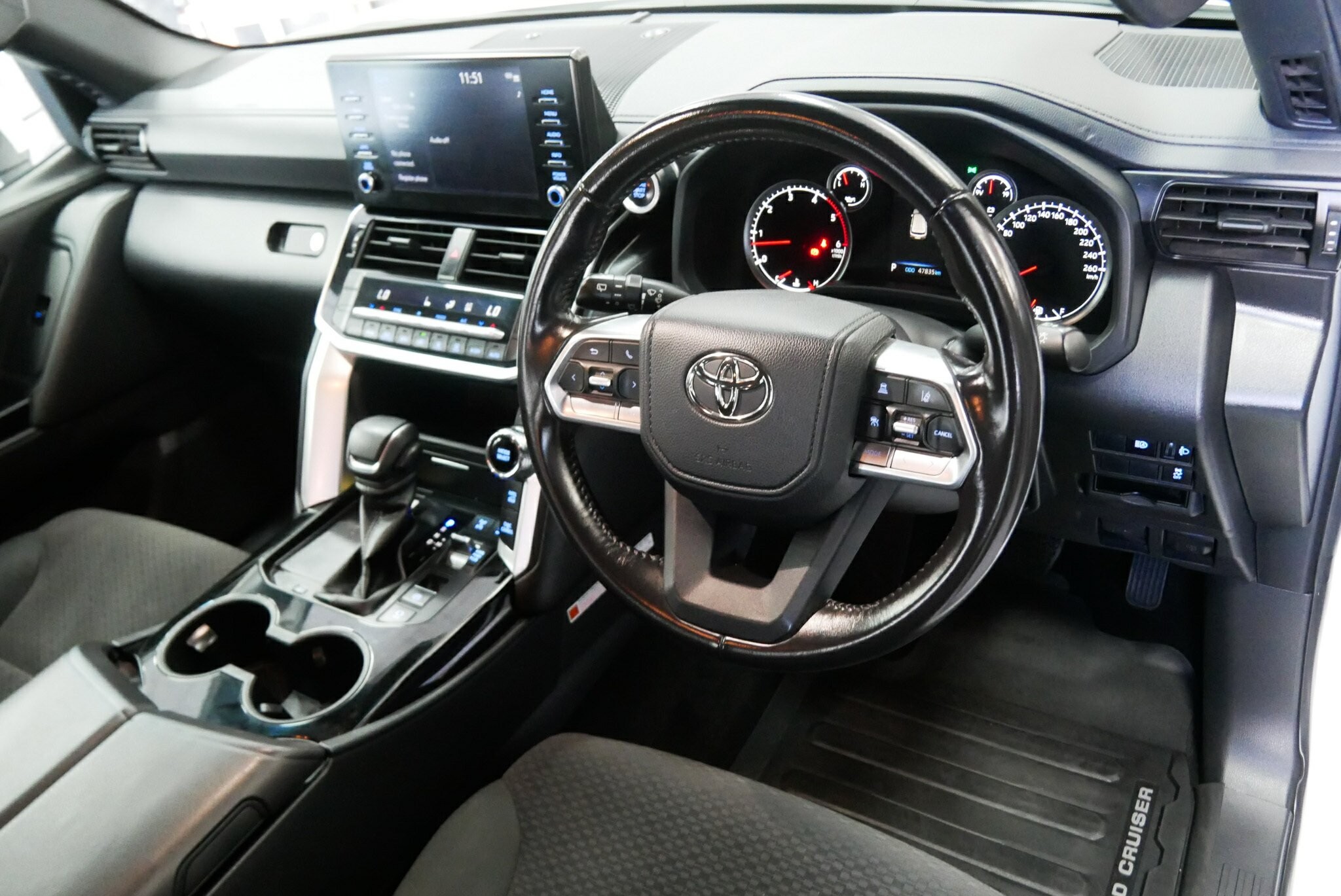 Toyota Landcruiser image 4