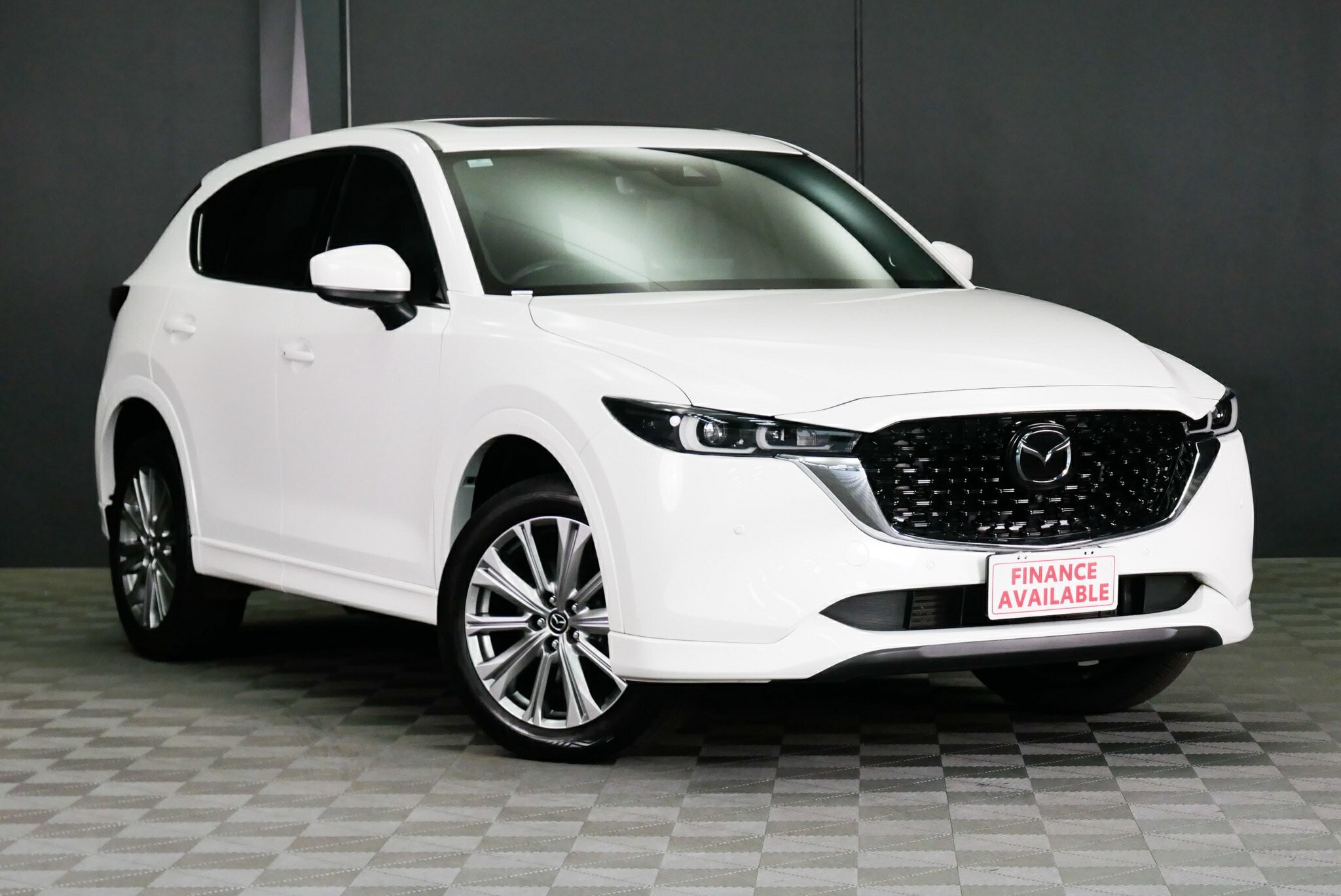 Mazda Cx-5 image 1