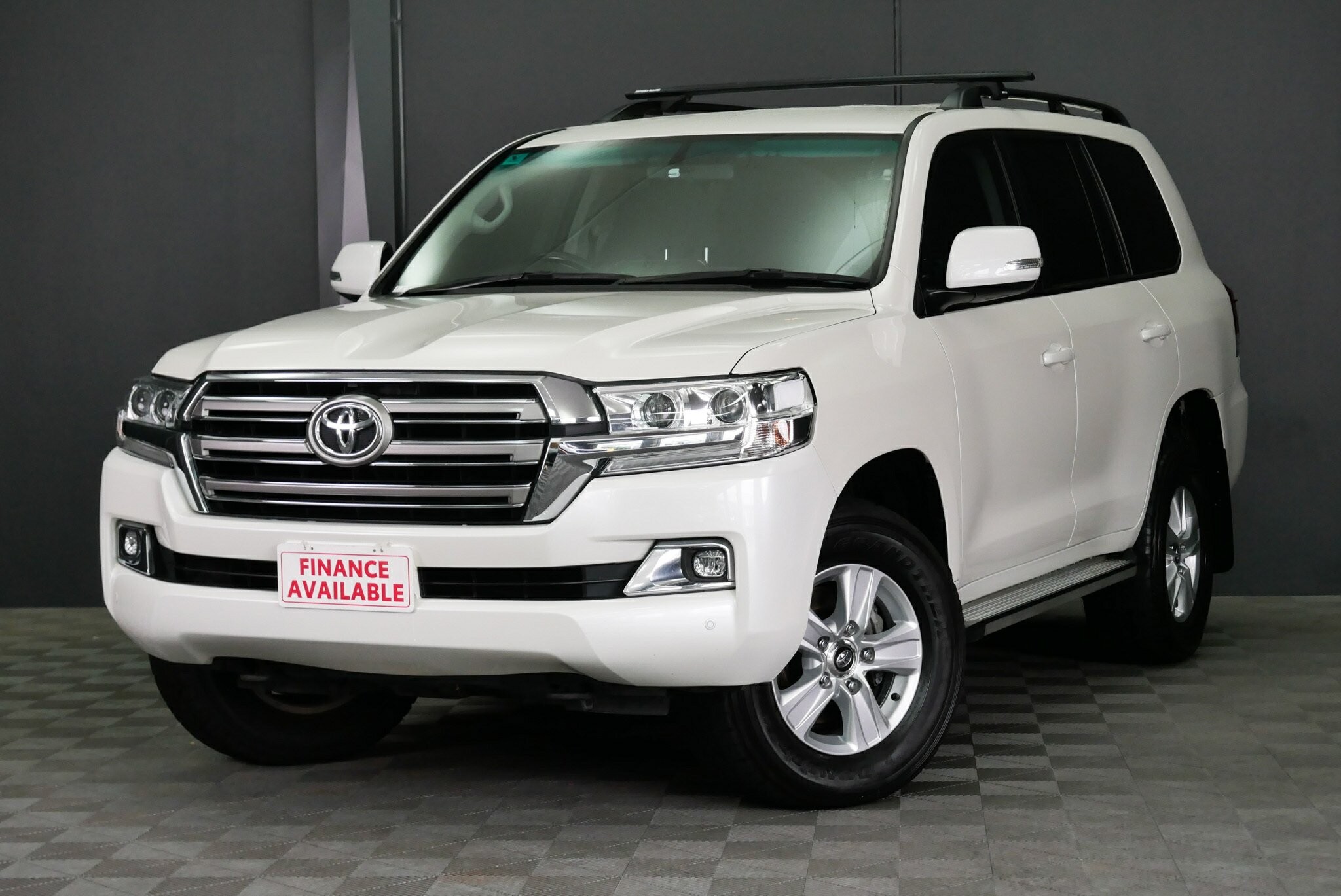 Toyota Landcruiser image 3