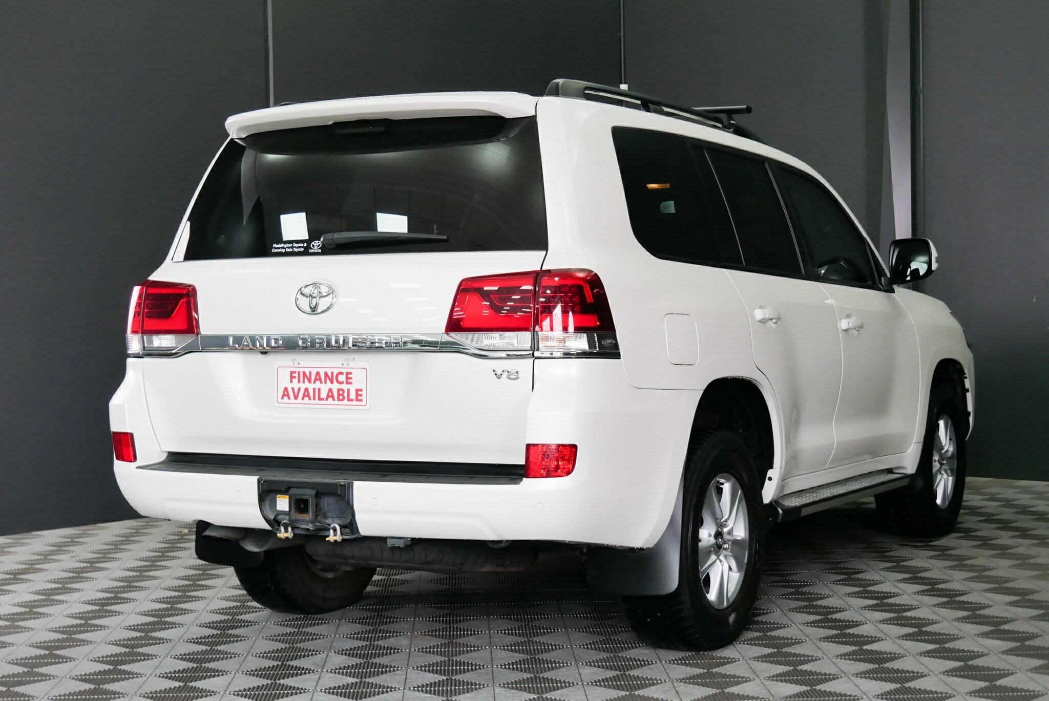 Toyota Landcruiser image 4