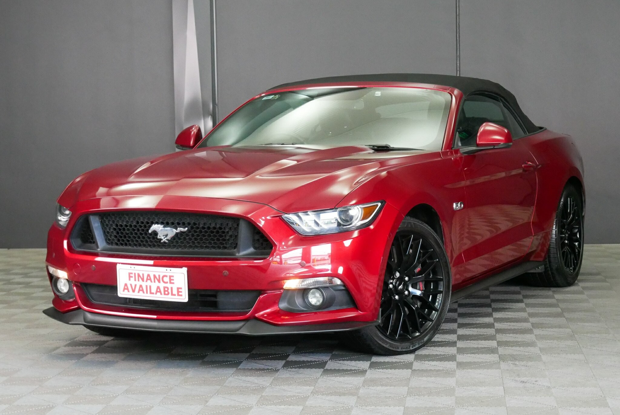 Ford Mustang image 3