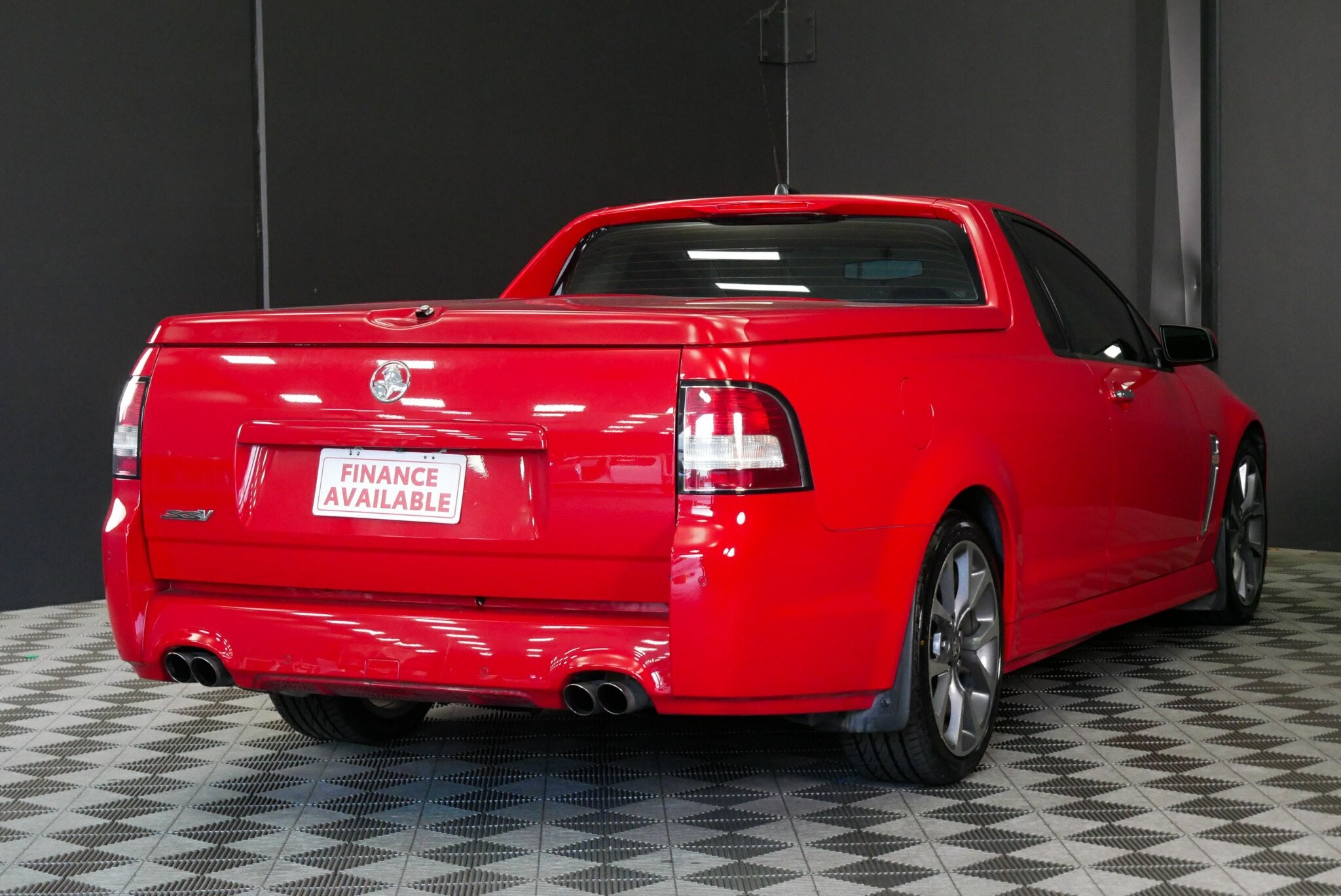 Holden Ute image 4