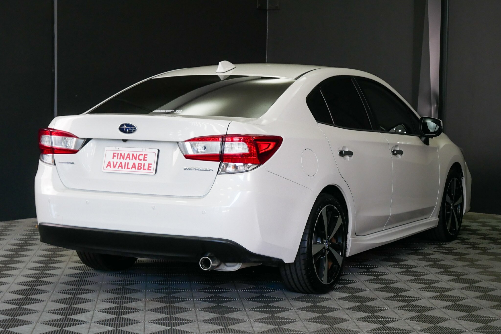 Subaru Impreza image 4