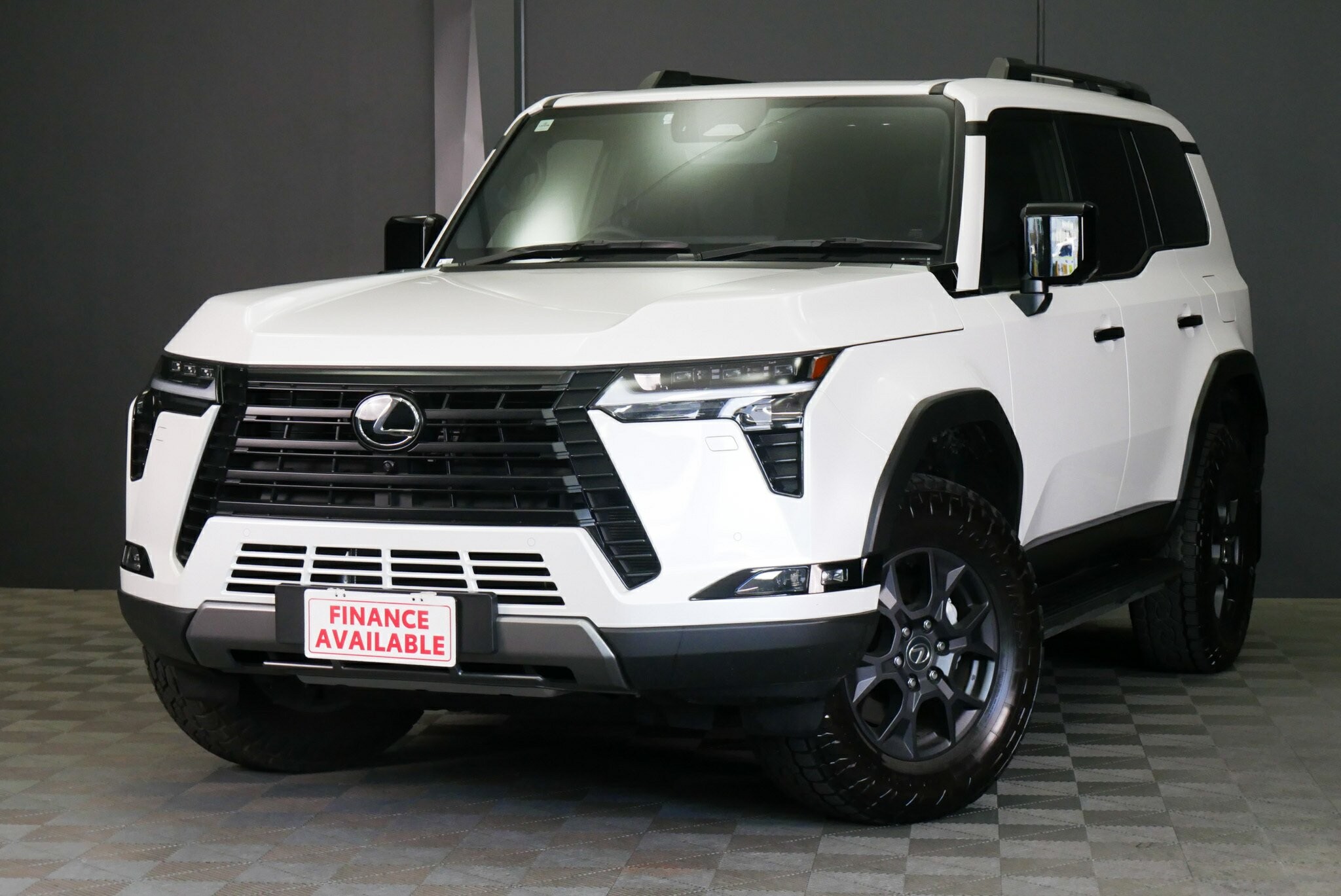Lexus Gx image 3