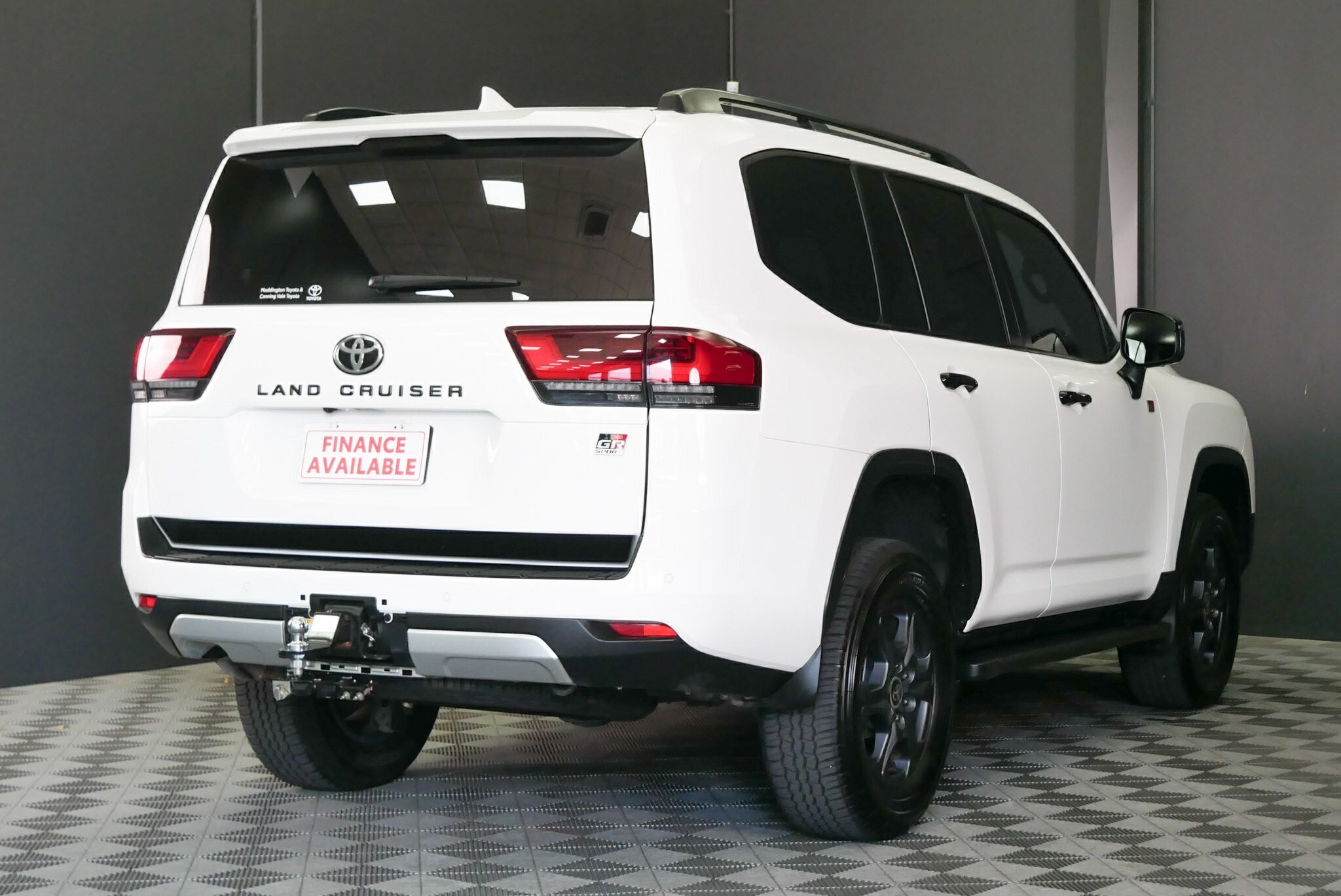 Toyota Landcruiser image 4