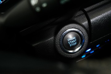 https://vehicle-cdn.autoleague.cloud/30640_U108429_19.jpg
