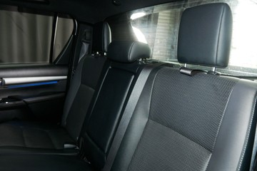 https://vehicle-cdn.autoleague.cloud/30640_U108429_22.jpg