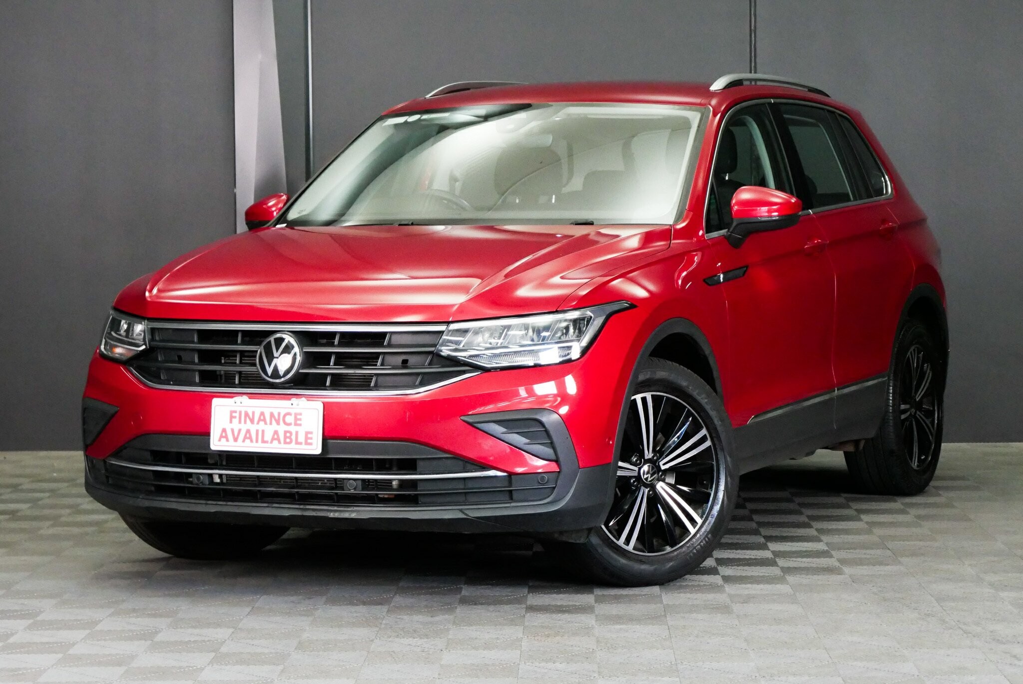 Volkswagen Tiguan image 3