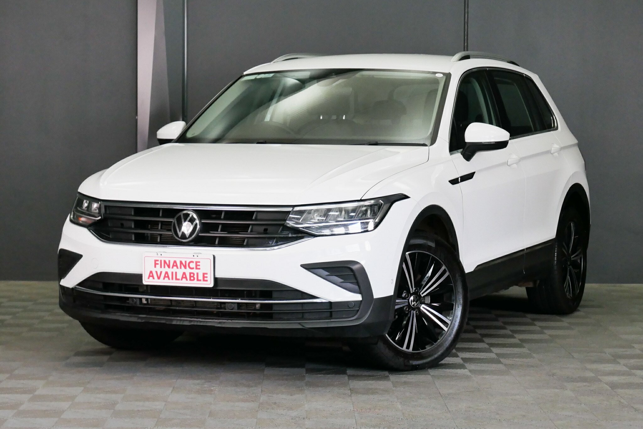 Volkswagen Tiguan image 3