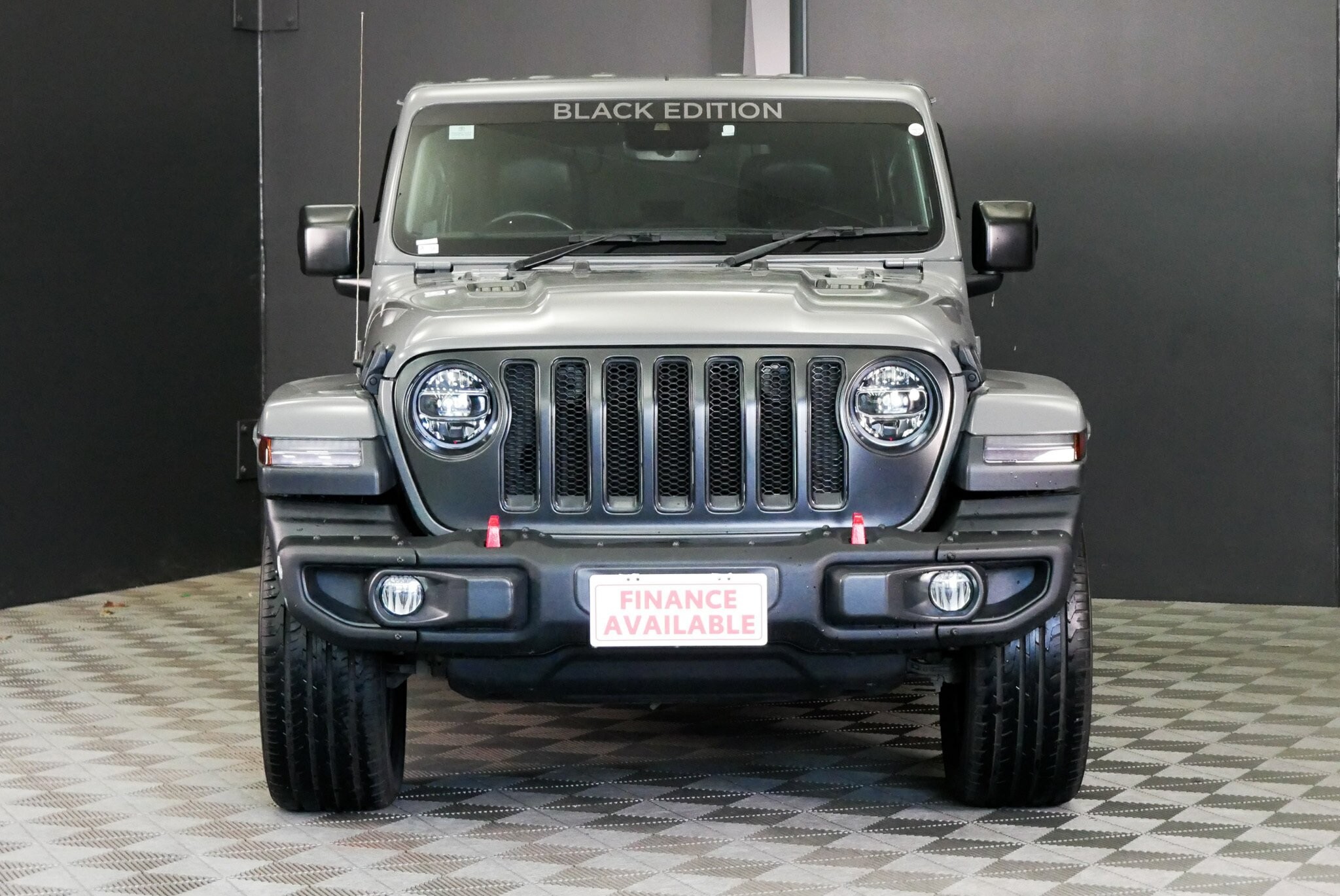 Jeep Wrangler image 2