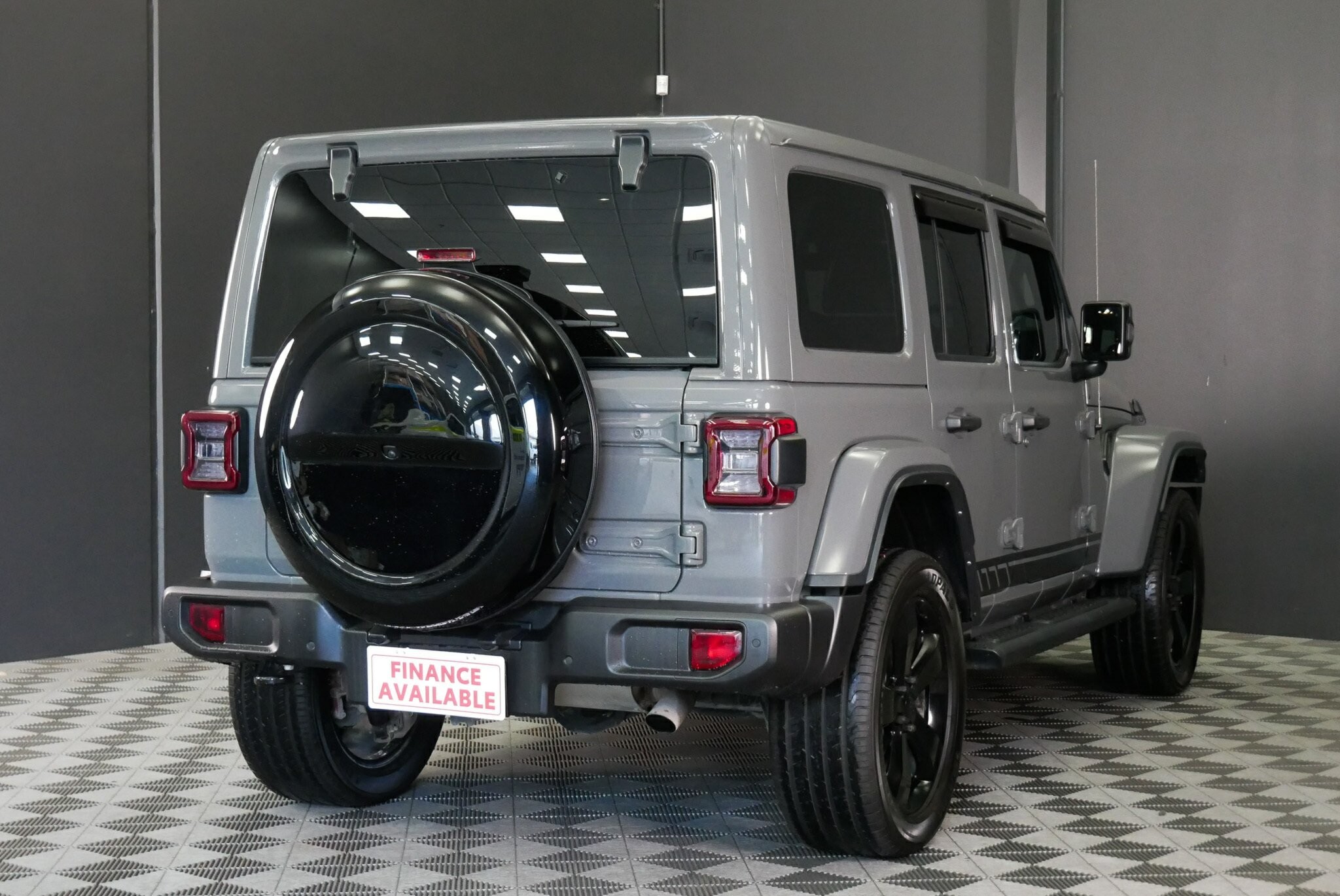 Jeep Wrangler image 4