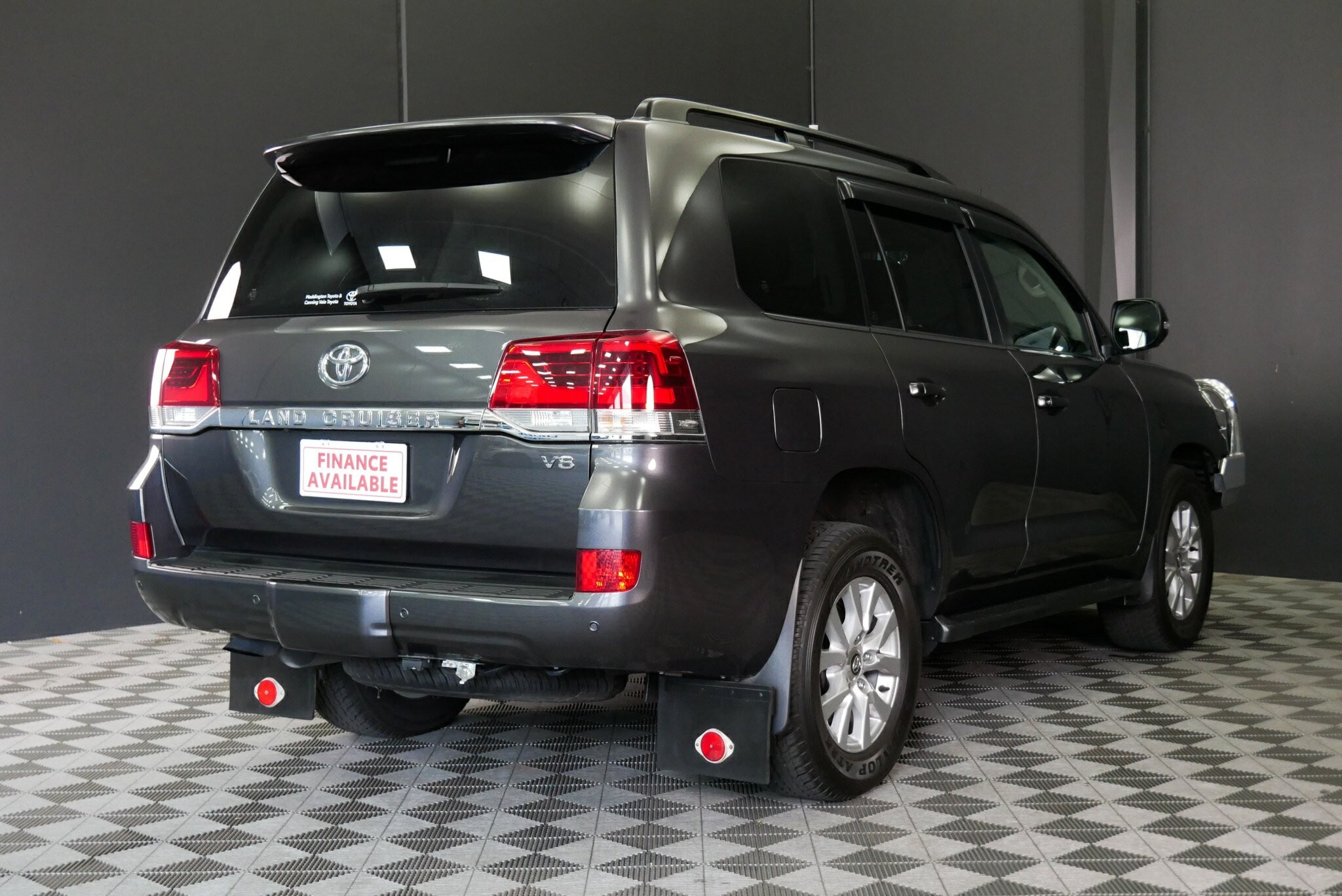 Toyota Landcruiser image 4