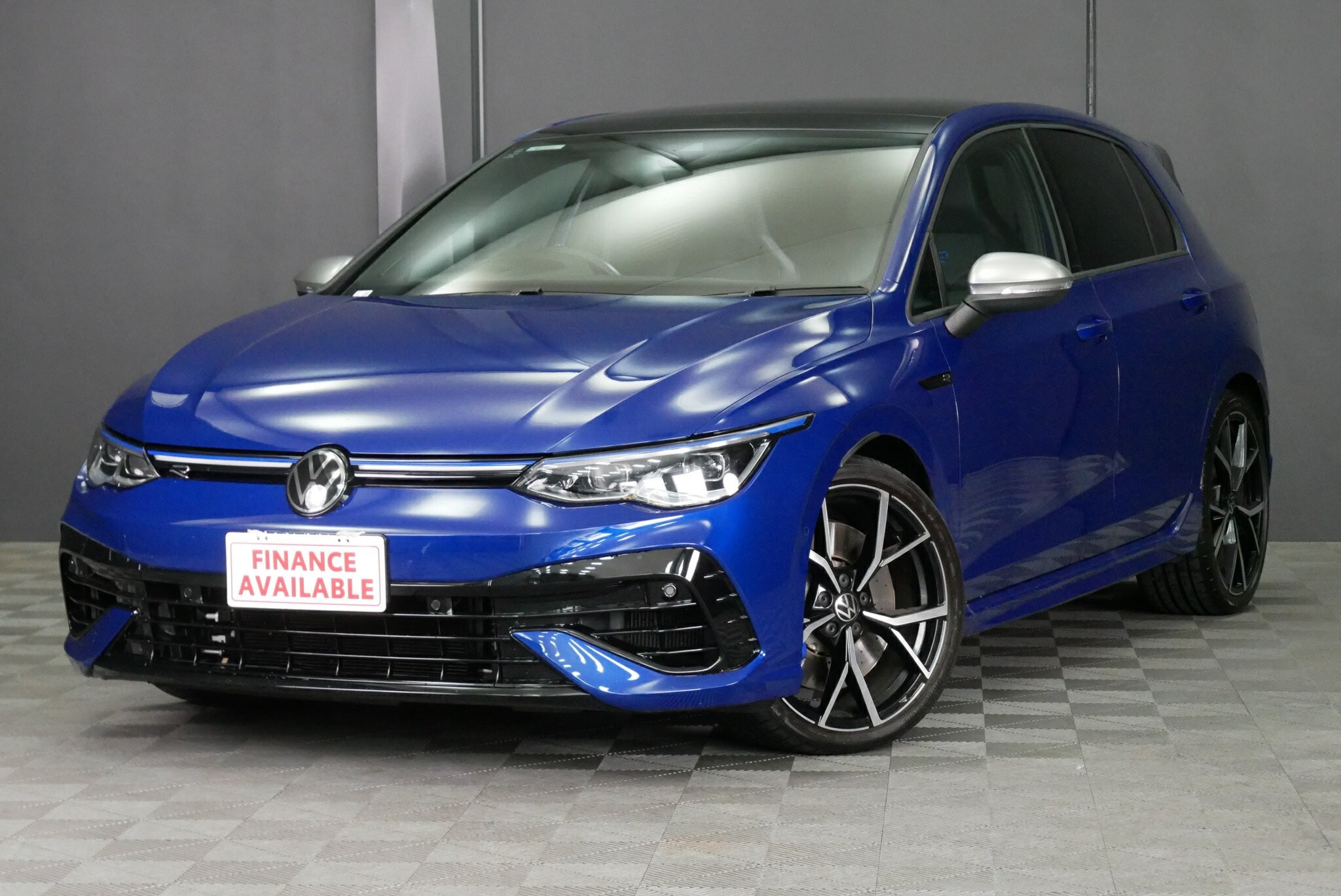 Volkswagen Golf image 3